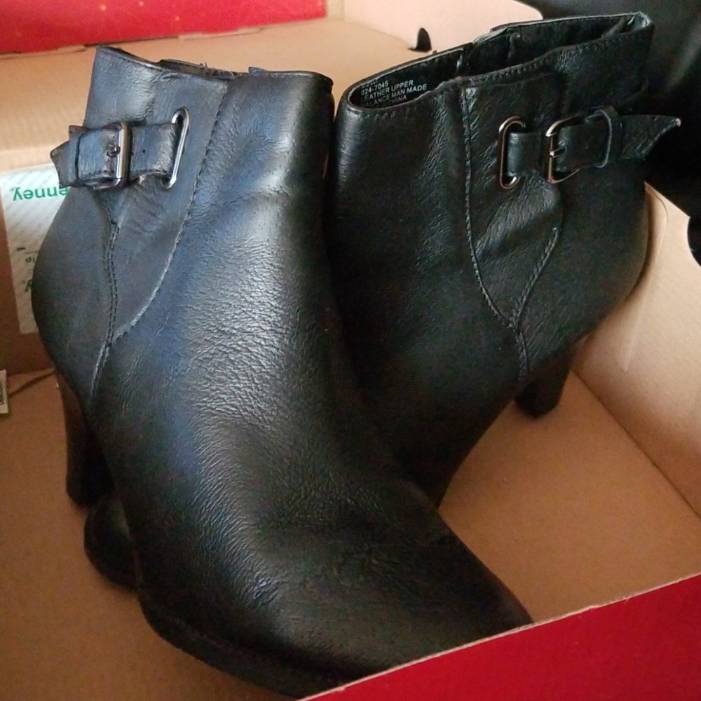 Kitten Booties - image 3